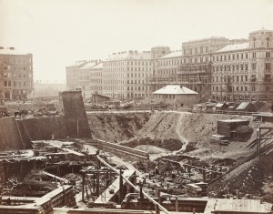 Building lot at the Ringstrasse with Heinrichshof-1863-Fotografie-©-Wien-Museum